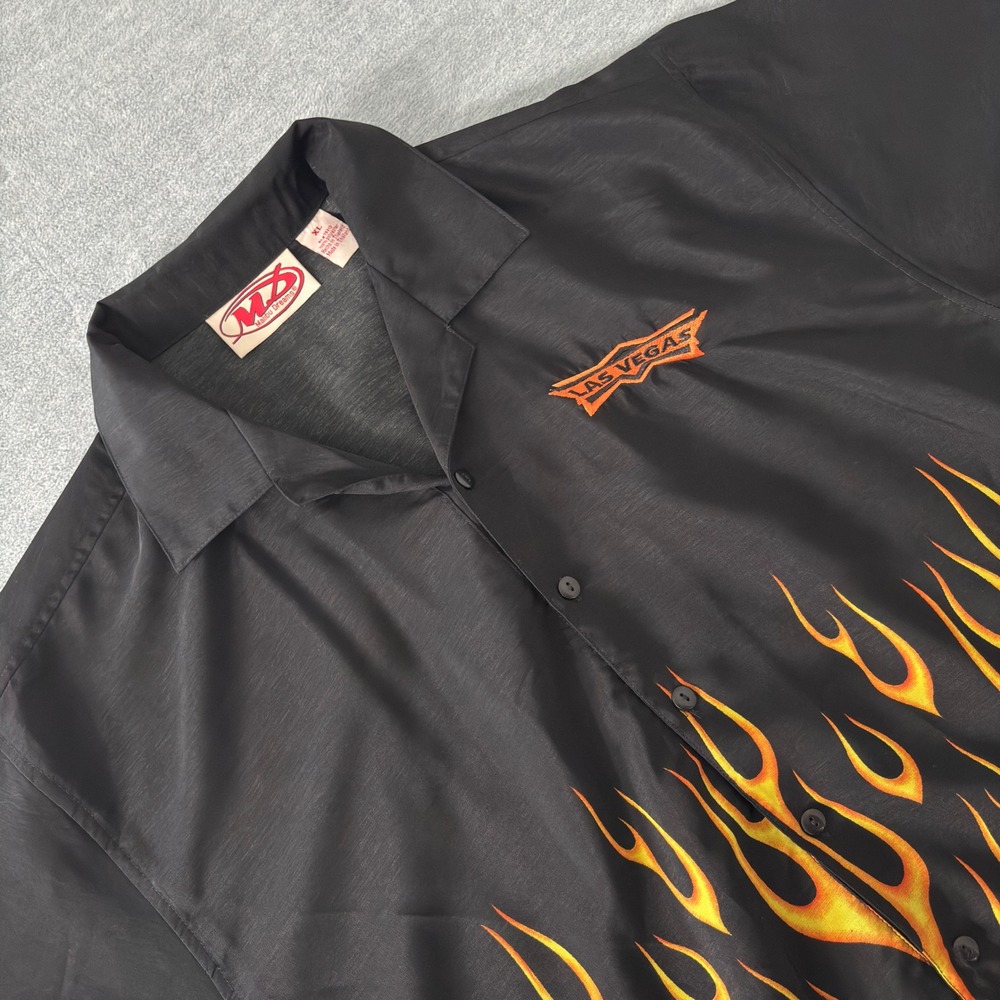 Malibu Dreams Mens XL Las Vegas Flame Tribal Graphic Button Down Shirt Black